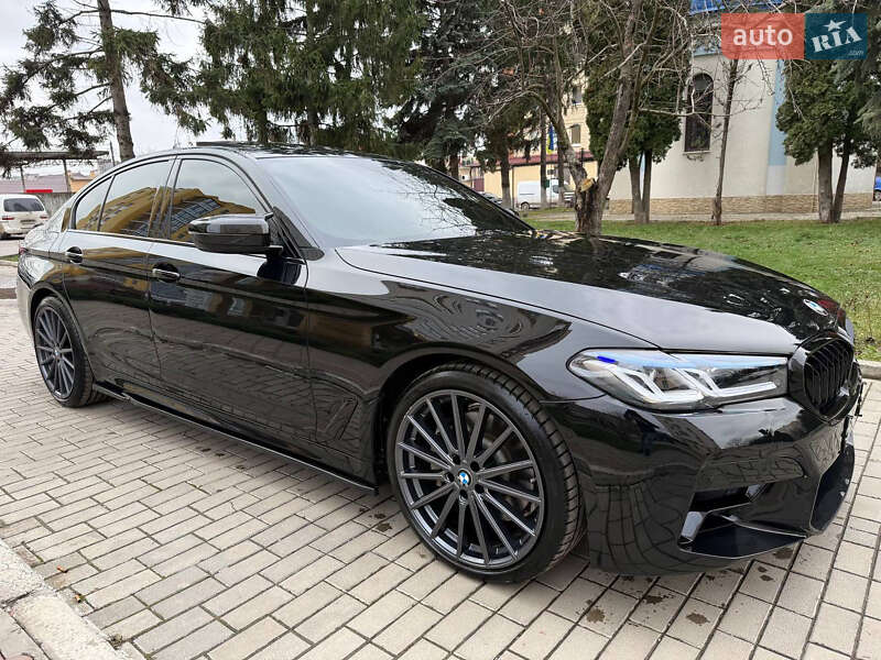Седан BMW 5 Series 2018 в Кам'янець-Подільському