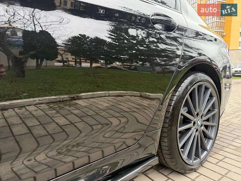 Седан BMW 5 Series 2018 в Кам'янець-Подільському