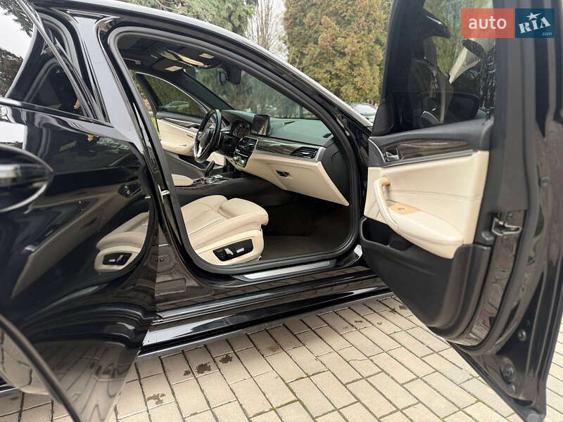 Седан BMW 5 Series 2018 в Кам'янець-Подільському