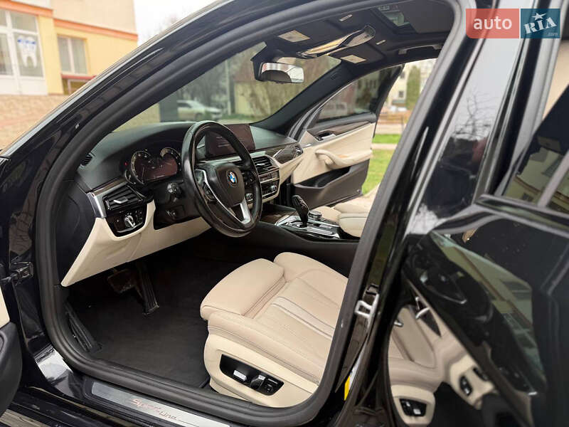Седан BMW 5 Series 2018 в Кам'янець-Подільському
