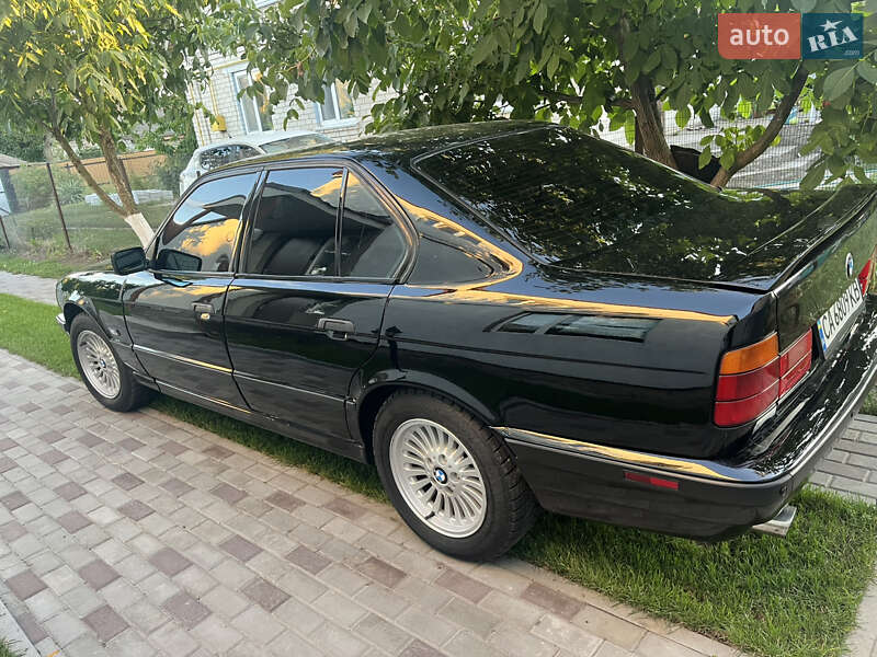Седан BMW 5 Series 1994 в Черкассах