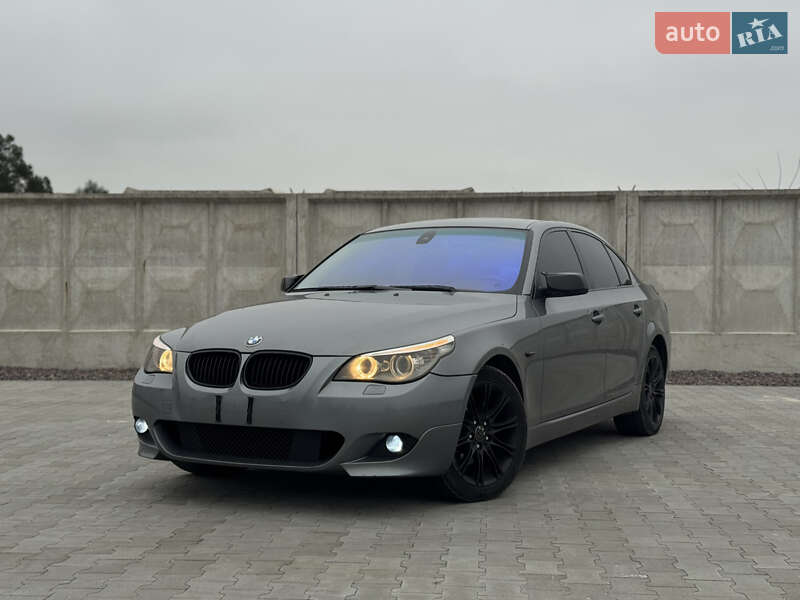 Седан BMW 5 Series 2007 в Сарнах