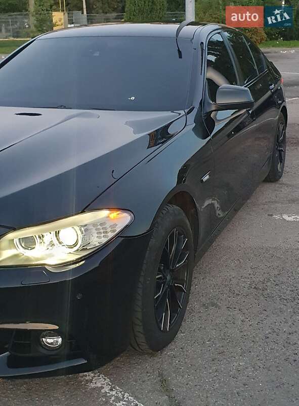 Седан BMW 5 Series 2012 в Івано-Франківську