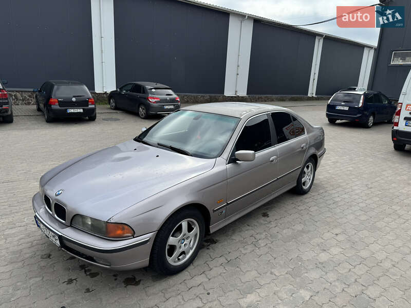 Седан BMW 5 Series 1999 в Стрию