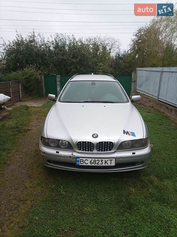 BMW 5 Series 2002 BMW 5 Series 2002