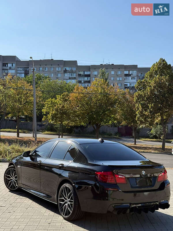 Седан BMW 5 Series 2012 в Днепре