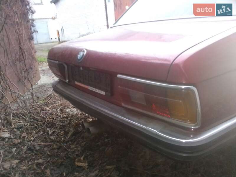 Седан BMW 5 Series 1981 в Киеве