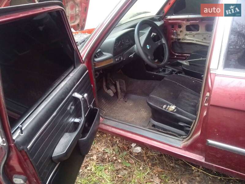 Седан BMW 5 Series 1981 в Киеве