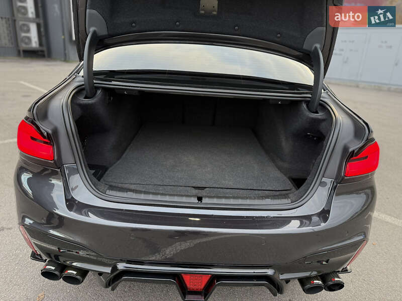 Седан BMW 5 Series 2019 в Днепре фото 82 Седан BMW 5 Series 2019 в Днепре