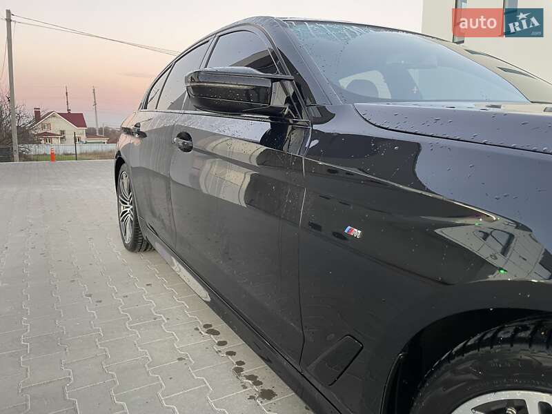 Седан BMW 5 Series 2018 в Вінниці