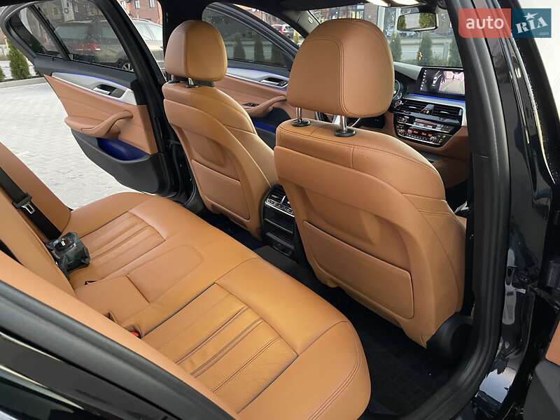 Седан BMW 5 Series 2018 в Вінниці