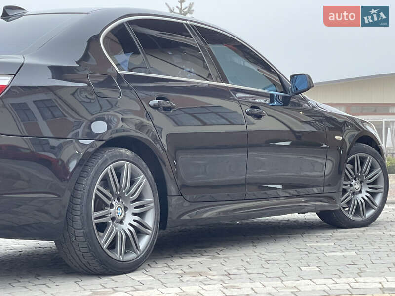 Седан BMW 5 Series 2008 в Дрогобыче