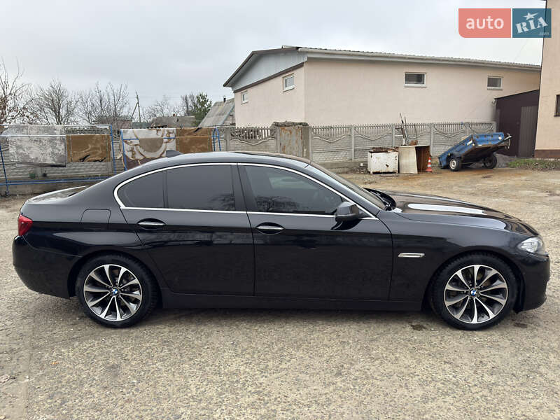 Седан BMW 5 Series 2014 в Южноукраинске