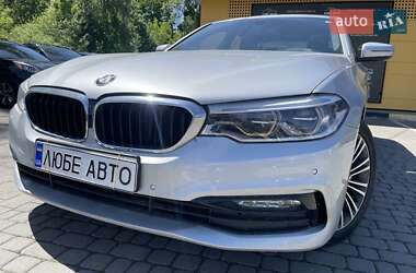 Седан BMW 5 Series 2017 в Львове