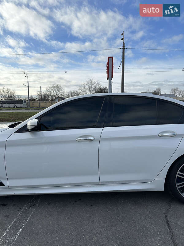 Седан BMW 5 Series 2017 в Харкові