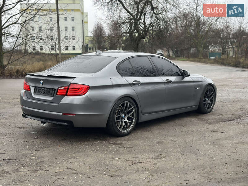 Седан BMW 5 Series 2010 в Полтаві