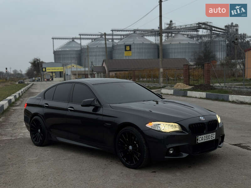 BMW 5 Series 2012 BMW 5 Series 2012