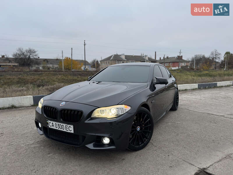 Седан BMW 5 Series 2012 в Умані