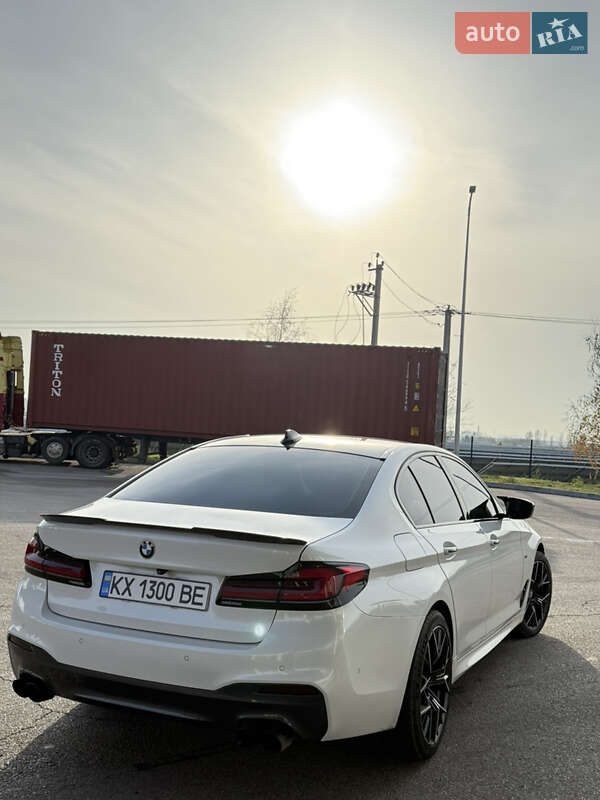 Седан BMW 5 Series 2017 в Днепре