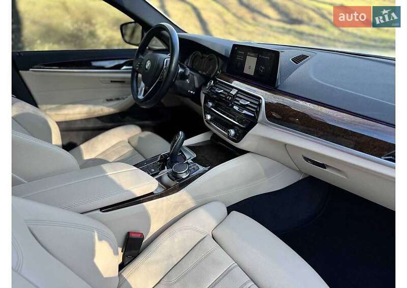 Седан BMW 5 Series 2018 в Киеве