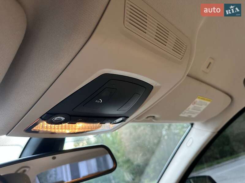 Седан BMW 5 Series 2010 в Нетешине