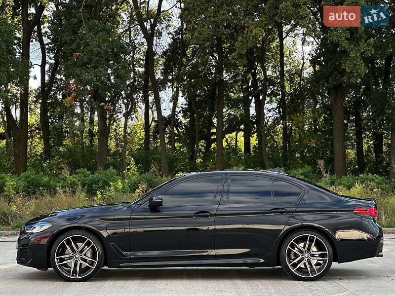 Седан BMW 5 Series 2018 в Киеве