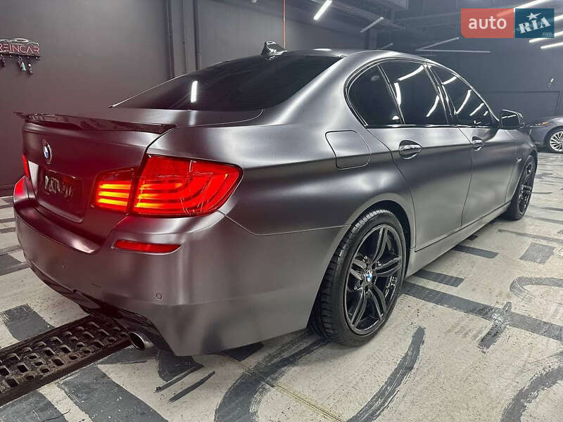 Седан BMW 5 Series 2012 в Днепре