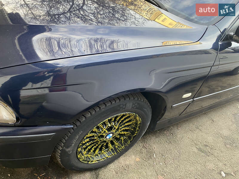 Седан BMW 5 Series 1999 в Черновцах