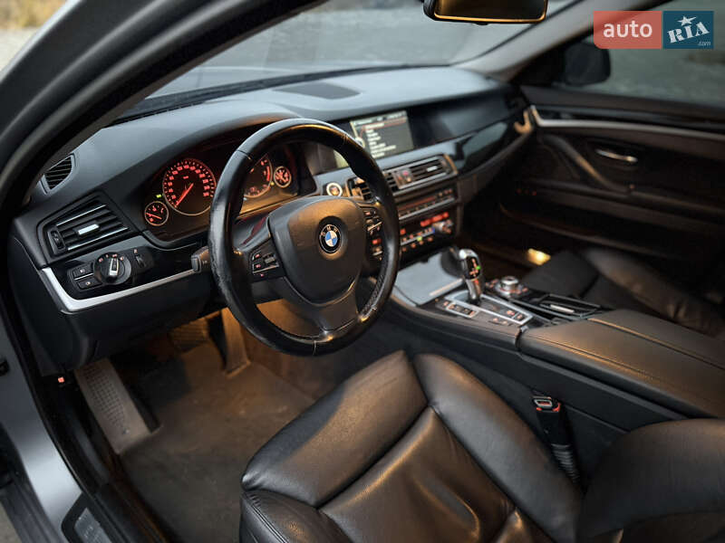 Седан BMW 5 Series 2011 в Хмельницком