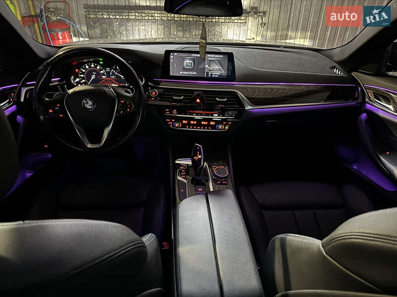 Седан BMW 5 Series 2017 в Виннице