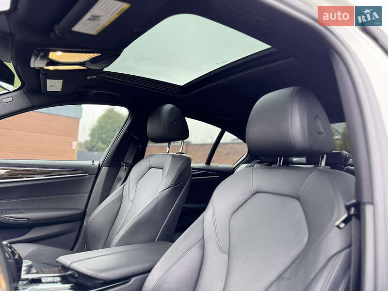 Седан BMW 5 Series 2017 в Виннице