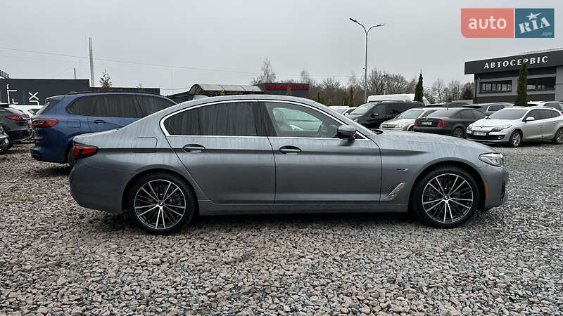 Седан BMW 5 Series 2021 в Львове
