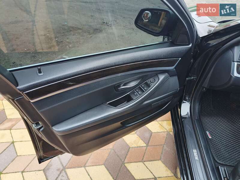 Седан BMW 5 Series 2010 в Миргороде фото 23 Седан BMW 5 Series 2010 в Миргороде
