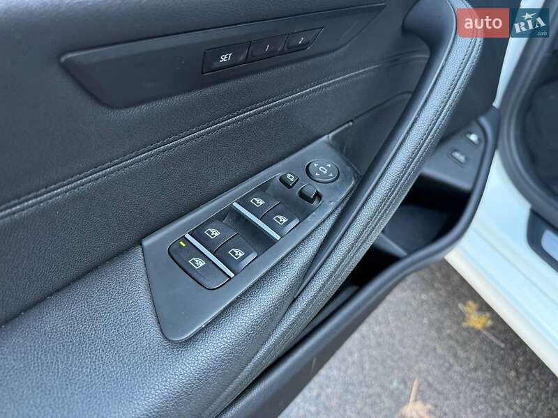 Седан BMW 5 Series 2018 в Киеве