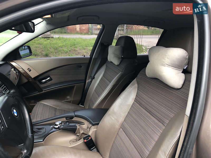Седан BMW 5 Series 2004 в Львове