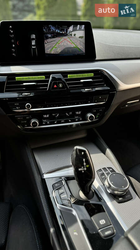 Седан BMW 5 Series 2017 в Мукачевому