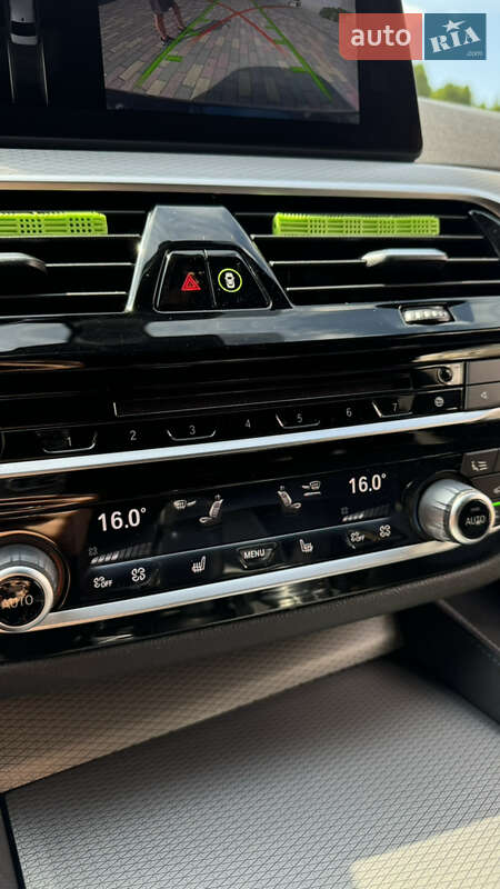 Седан BMW 5 Series 2017 в Мукачевому