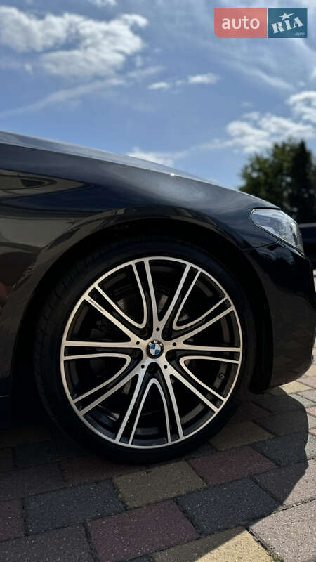 Седан BMW 5 Series 2017 в Мукачевому