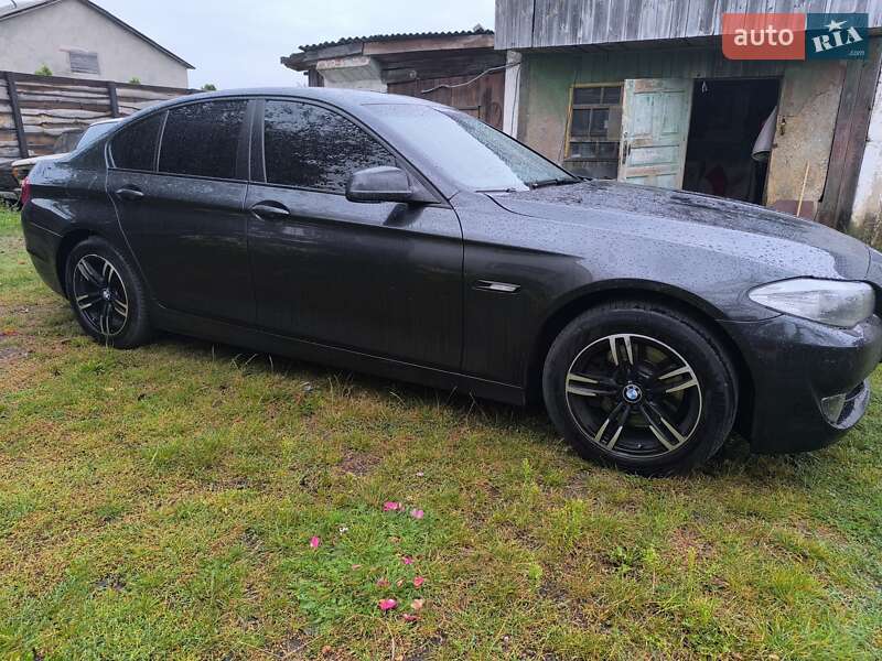 Седан BMW 5 Series 2010 в Киеве фото 2 Седан BMW 5 Series 2010 в Киеве