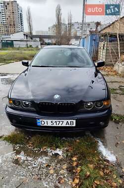 Седан BMW 5 Series 2001 в Киеве