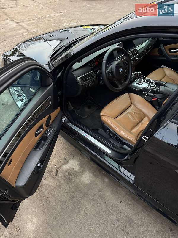 Седан BMW 5 Series 2007 в Луцьку