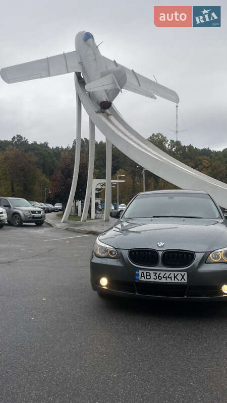 Седан BMW 5 Series 2003 в Виннице