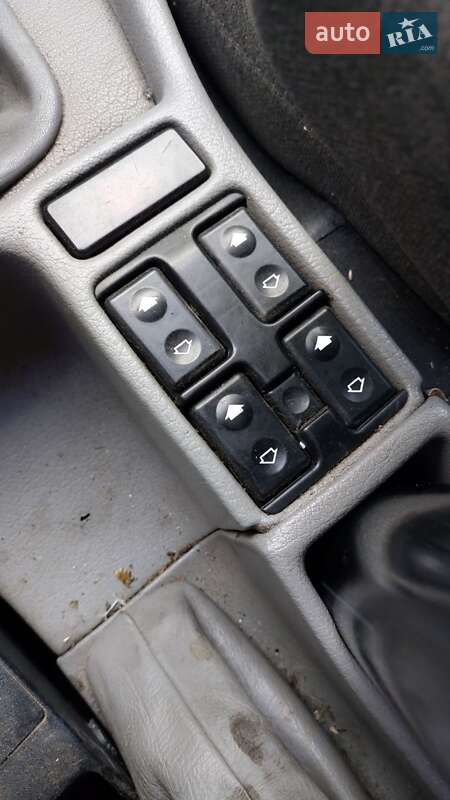 Седан BMW 5 Series 1994 в Вінниці