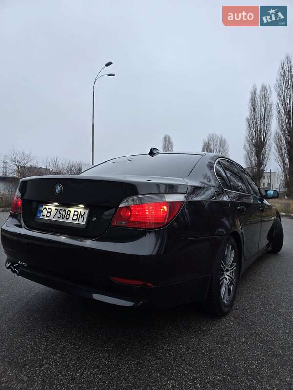 Седан BMW 5 Series 2004 в Чернигове