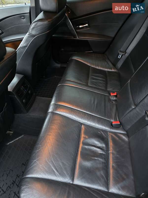 Седан BMW 5 Series 2004 в Чернигове
