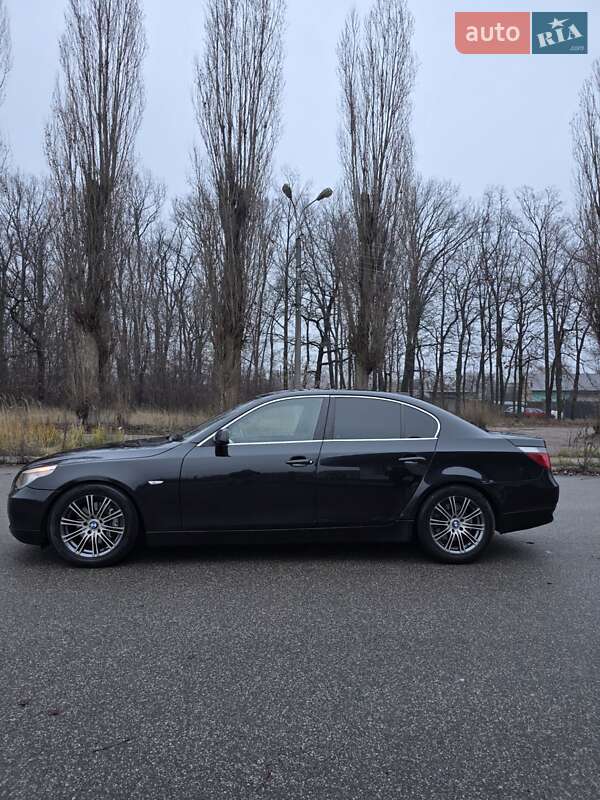Седан BMW 5 Series 2004 в Чернигове