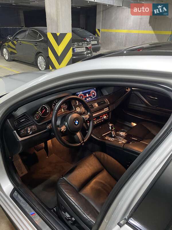Седан BMW 5 Series 2010 в Дніпрі фото 16 Седан BMW 5 Series 2010 в Дніпрі