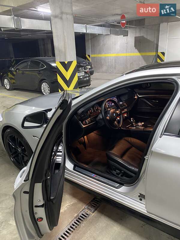 Седан BMW 5 Series 2010 в Дніпрі фото 18 Седан BMW 5 Series 2010 в Дніпрі