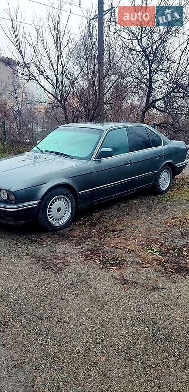 BMW 5 Series 1990