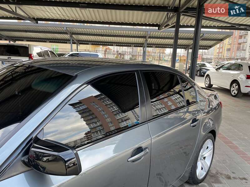 Седан BMW 5 Series 2005 в Житомире